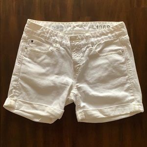 Gap Real Straight Short